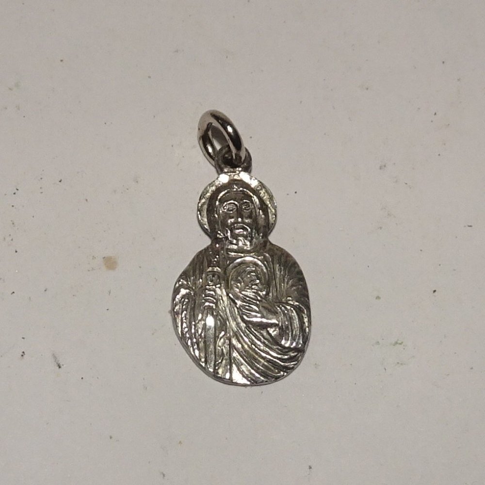 Vtg. Chapel Sterling Jesus Sacred Heart Pendant